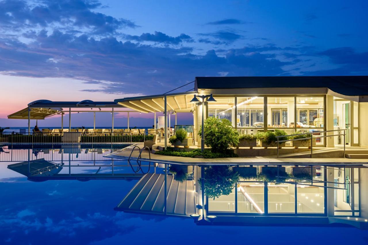 Marinos Beach Hotel Platanes  Exteriör bild